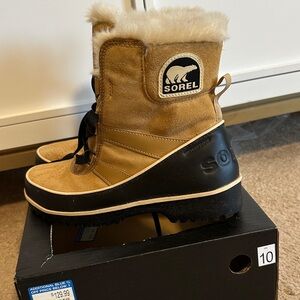 Sorel Women snow boots waterproof excellent condition
